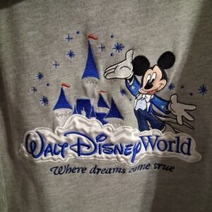 Walt Disney World WDW Embroidered Cinderella's Castke Mickey Mouse Hoodie M EUC